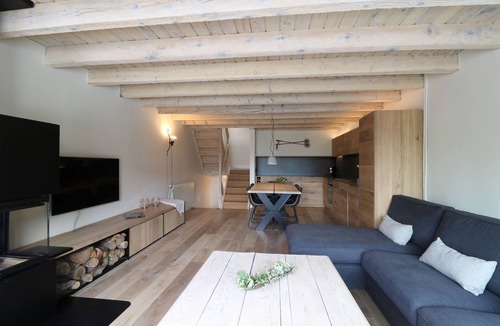 Pujo House | Premium & amazing views. Baqueira parking & ski locker