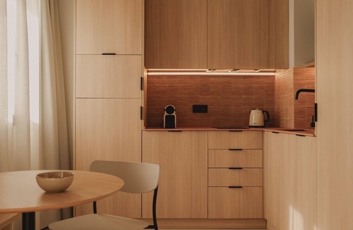 Old Town Apartment | Premium Apartment Pau Suites