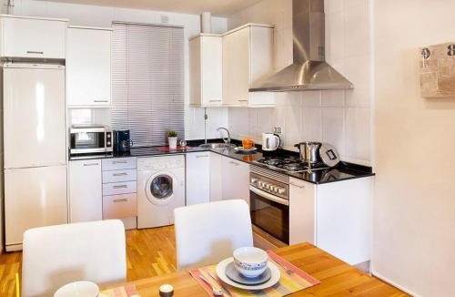 Sant Antoni Apartment | Premium apartment in Barcelona