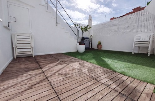 Benicalap Apartment | Premium apartment with terrace in Valencia (minimum 1 1 nights)