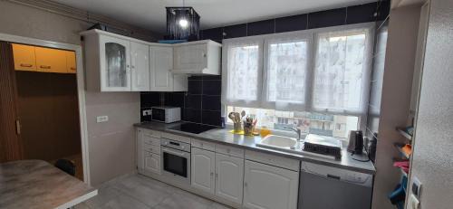 Garges-les-Gonesse Apartment | Premium appartement 7 single beds for groups