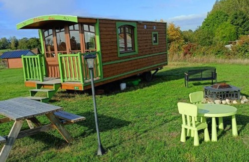 Cerans-Foulletourte Cabin | Premium Cabana roulotte