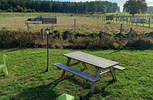 Cerans-Foulletourte Cabin | Premium Cabana roulotte