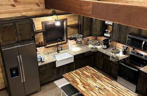 Board Camp Cabin | Premium cabin with all the amenities and close to trails.