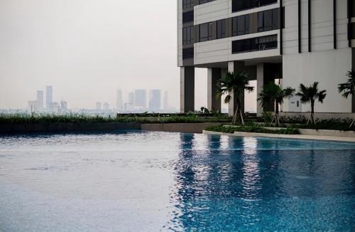 Pinang Apartment | Premium Collins Boulevard Near Airport