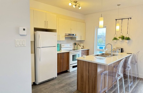 Plateau Apartment | Premium comfort, Chic, spacious & fully-equipped apartment