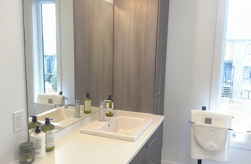 Plateau Apartment | Premium comfort, Chic, spacious & fully-equipped apartment