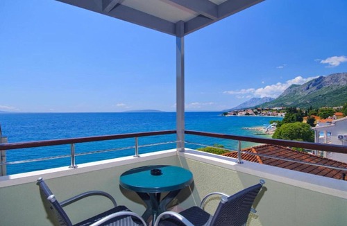 Gradac Apartment | Premium Double Room With Private Bathroom 4