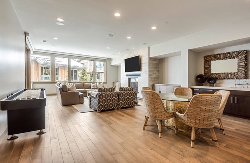Deer Valley Condo | Premium Five Bedroom Suite by RedAwning
