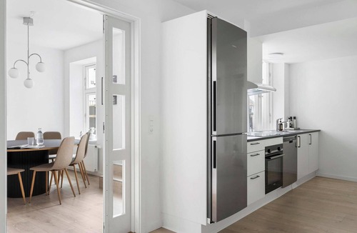 Midtbyen Apartment | Premium High-Street Home w Large Private Terrace