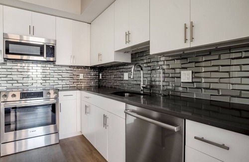 East Cambridge Apartment | Premium Kendall Square Studio w/Gym & Rooftop, nr MIT, by Blueground