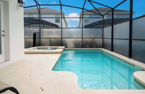 Kissimmee House | Premium Location 5BR Home w/Pool – Storey Lake