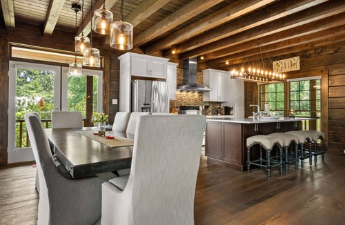 Negreet House | Premium+ Luxury Log Lodge, Prime Fishing, Double-Deck and Dock,Lake Views