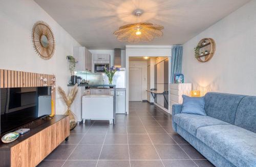 La Chaume Apartment | Premium Ocean View Studio, Balcony & Pool