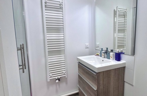 Parc-Nord Bed & Breakfast | Premium Room Paris La Défense Arena