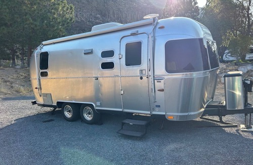 Sunland Estates RV Rental | Premium RV Space in Sunland