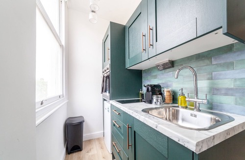 Brownswood Apartment | Premium Studio Flat in Finsbury Park