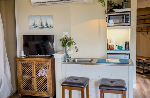 Oatmeal Cabin | Premium Suite 1 - Safari Tent - Private Deck/Hot Tub