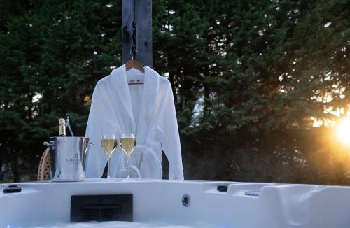 Pleyber-Christ Villa | Premium suite with jacuzzi 4 étoiles