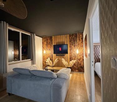 Pleyber-Christ Villa | Premium suite with jacuzzi 4 étoiles