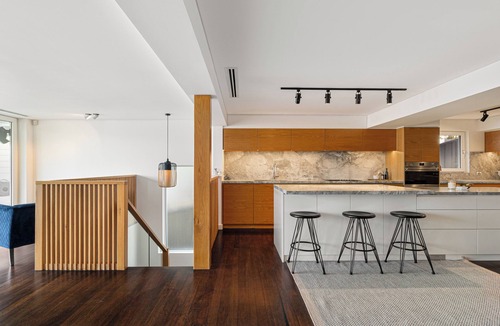 Sylvania House | Premium waterfront home with pool & water access