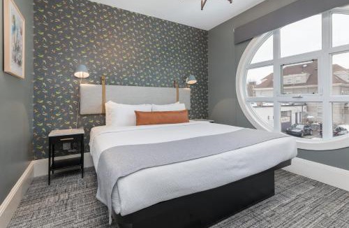 Agassiz Hotel | Prentiss House by Thatch