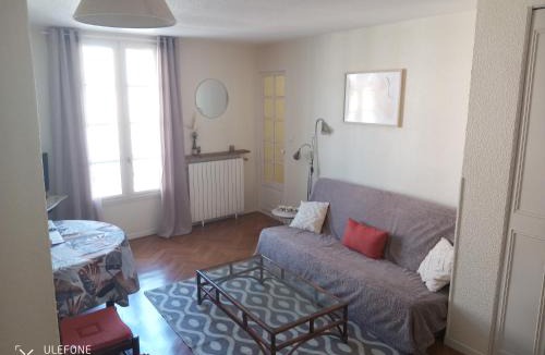 Bagneres-de-Bigorre Apartment | Pres des thermes