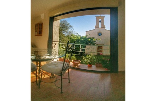 Orthoux-Serignac-Quilhan Villa | Presbytere du 12 eme Siecle