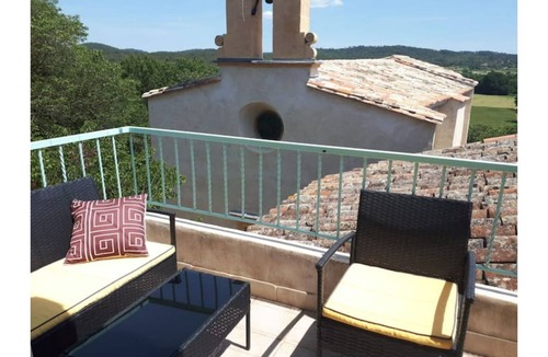 Orthoux-Serignac-Quilhan Villa | Presbytere du 12 eme Siecle