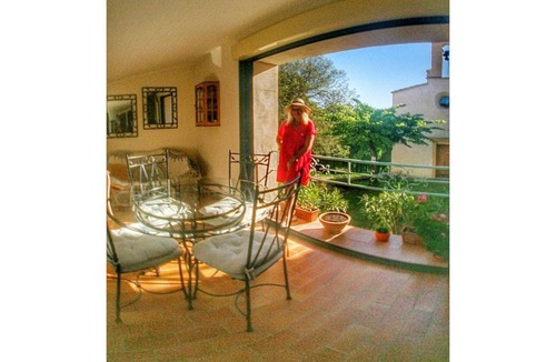 Orthoux-Serignac-Quilhan Villa | Presbytere du 12 eme Siecle