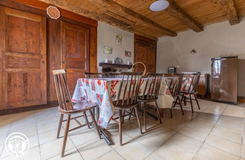 Vervialle House | Presbytère - LA Celle-d'auvergne