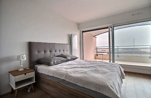 Le Touquet-Paris-Plage Apartment | PRESI 12A01 : Studio sea view, résidence Président, for 2 to 4 people, in LE TOUQUET