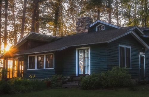 Meacham Cabin | President's Cabin with Lake View