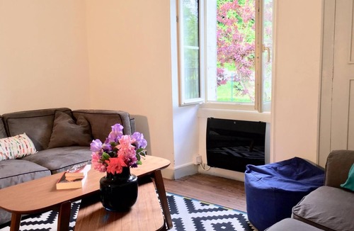 Nuits House | Presque au Chateau