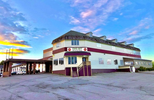 Presque Isle Hotel | Presque Isle Inn & Convention Center