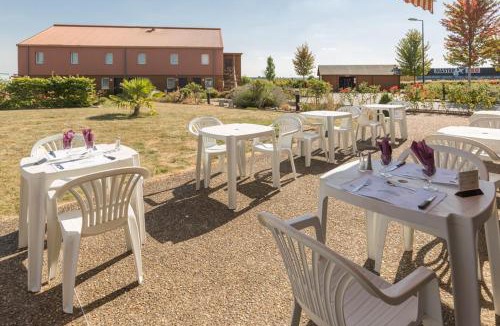 Saint-Calais Hotel | Pressoir Hôtel