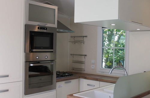 Saint-Privat-de-Champclos Cottage | Prestigious spacious cottage between Gard and Ardèche C07
