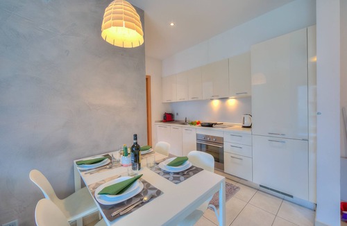 Lugano Apartment | Prestige du Lac 27, Lugano, Switzerland