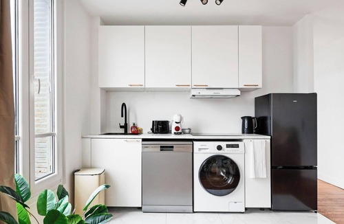 Petit-Ivry Apartment | Prestige et sérénité aux portes de Paris