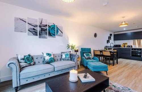 Vauxhall Apartment | Prestige Point