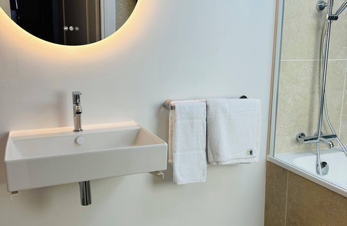 Albi Bed & Breakfast | Prestige Suite: Cathedral view