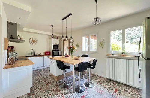 Montolieu Villa | Prestige Villa - 4 rooms - Private pool - Bar & Spa - Park 4,000 m²