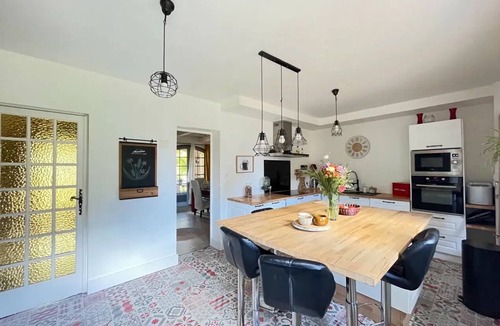 Montolieu Villa | Prestige Villa - 4 rooms - Private pool - Bar & Spa - Park 4,000 m²