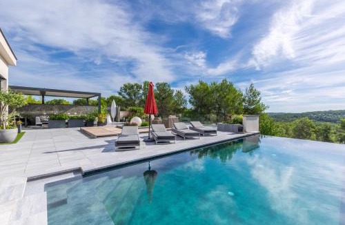 Saint-Gely-du-Fesc Villa | Prestigieuse Villa Spa 2 Piscines