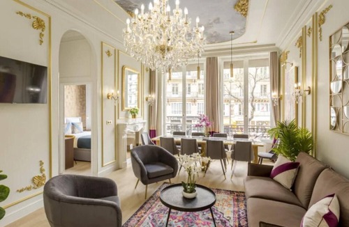 Les Halles Apartment | Prestigious 5-Bedroom Haussmannian Apartment Steps from the Louvre