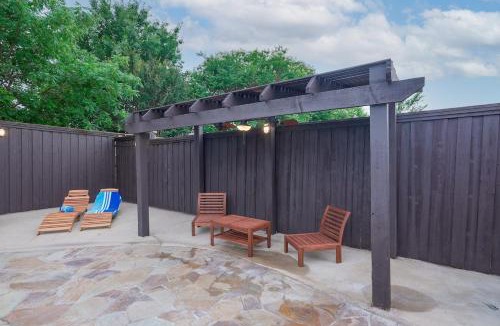 Sachse House | Prestigious 5BR 3B Home with Pool Sauna Game Room & Bar