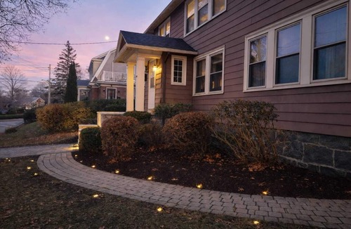 Milton Condo | Prestigious Milton Designer Home