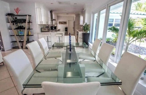Harbor Beach House | Prestigious & Tranquil Beach House Next to Cruise Port, Beaches and Las olas