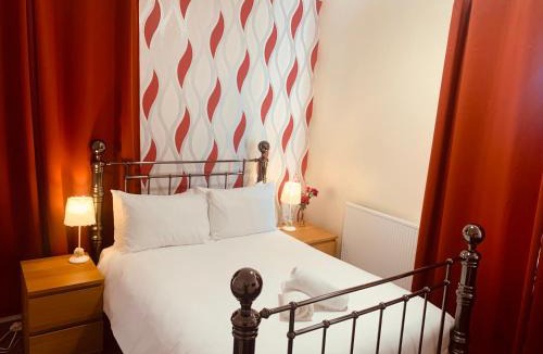 Yeovil Bed & Breakfast | Preston Hotel