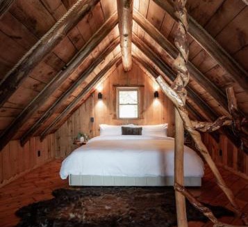 Seymour House | Prettiest Sunset Hideaway
